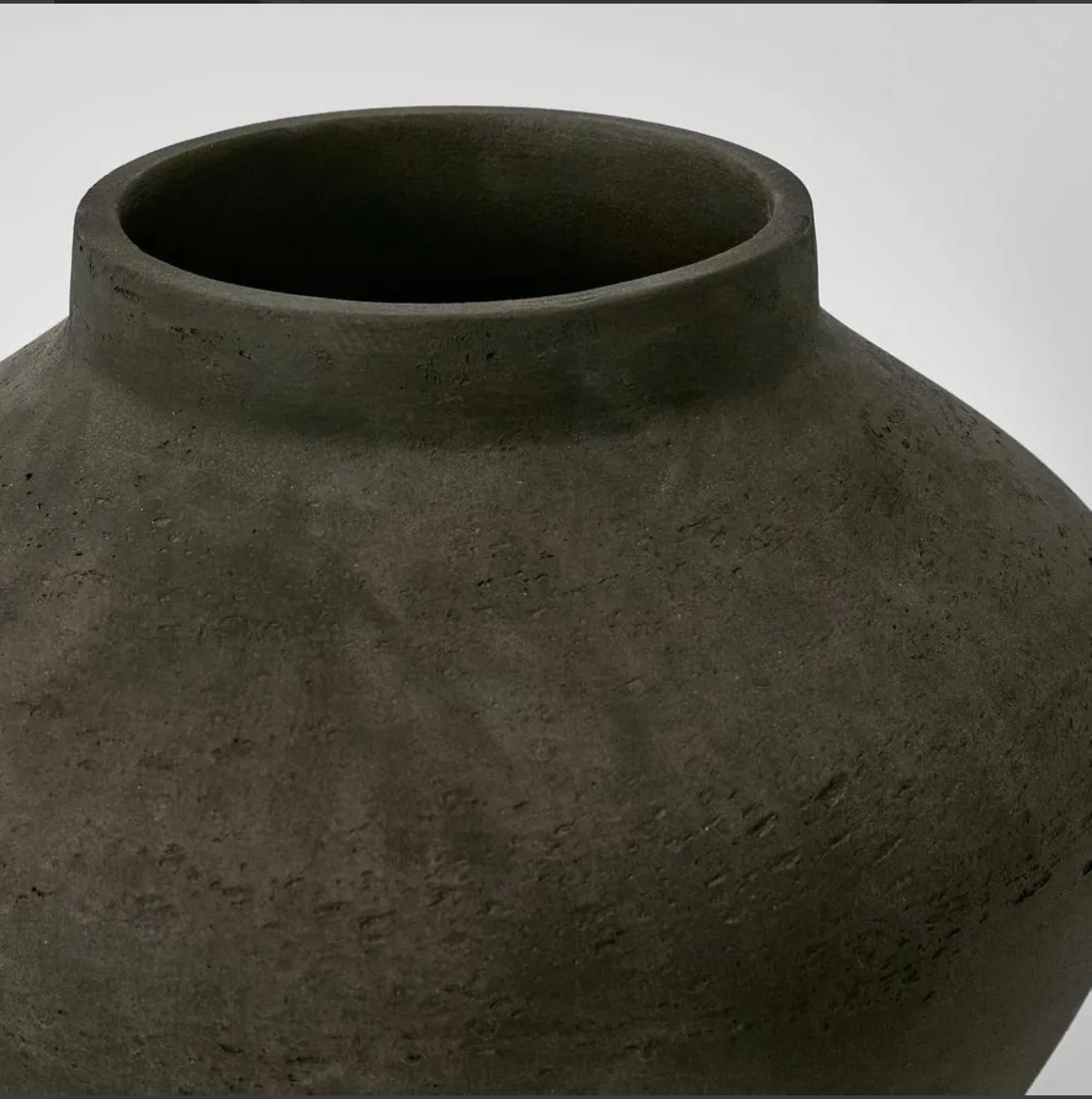 Landis Classic Medium Vase Earth Brown