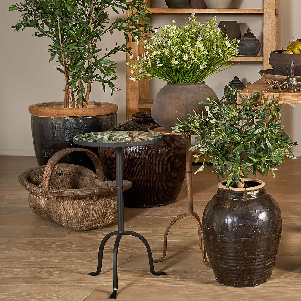 LANDIS WIDE VASE EARTH BROWN