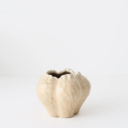 Nagio Vase