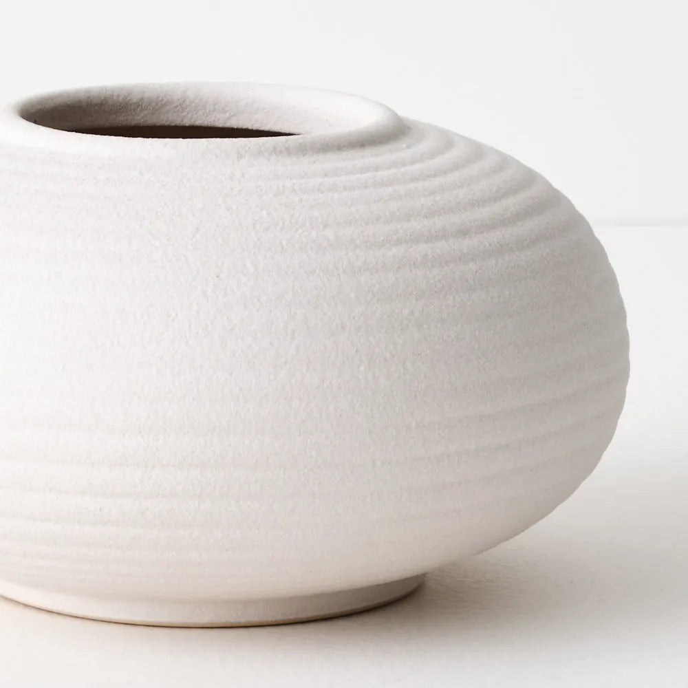 Karitte Vase